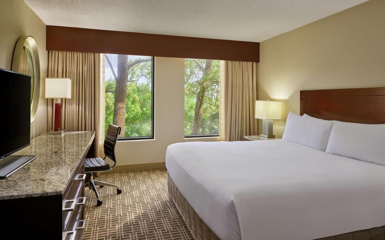 Doubletree By Hilton Intercontinental Airport Hotel