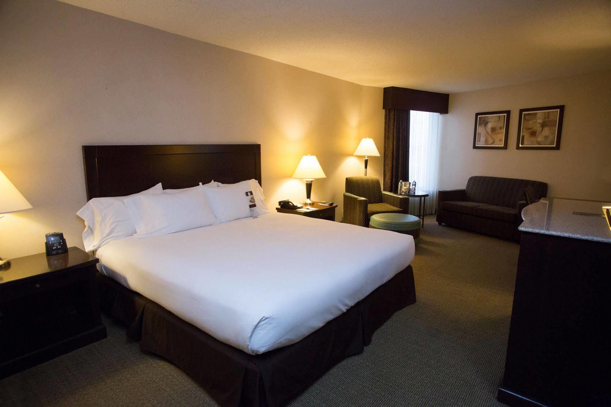 Doubletree By Hilton Intercontinental Airport